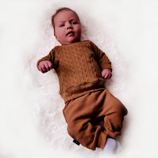 Tweedelige unisex babyset handgemaakt duurzaam babykleding webshop Cuteez