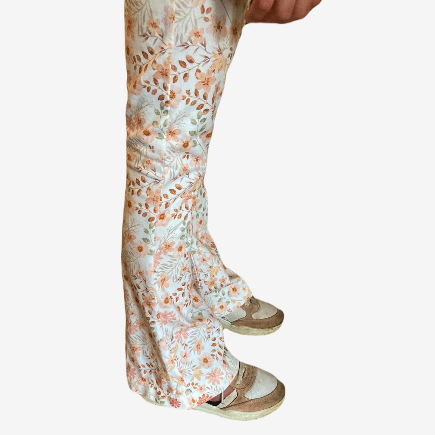 Flare broek Peach, onderdeel van Set Peach handgemaakte leuke duurzame meisjeskleding webshop Cuteez2