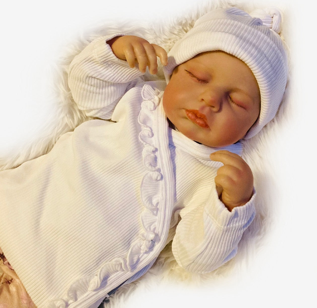 Trui en mutsje van Babyset Vlinder. Schattige mooie babyset driedelig. Duurzaam en handgemaakt van webshop Cuteez.