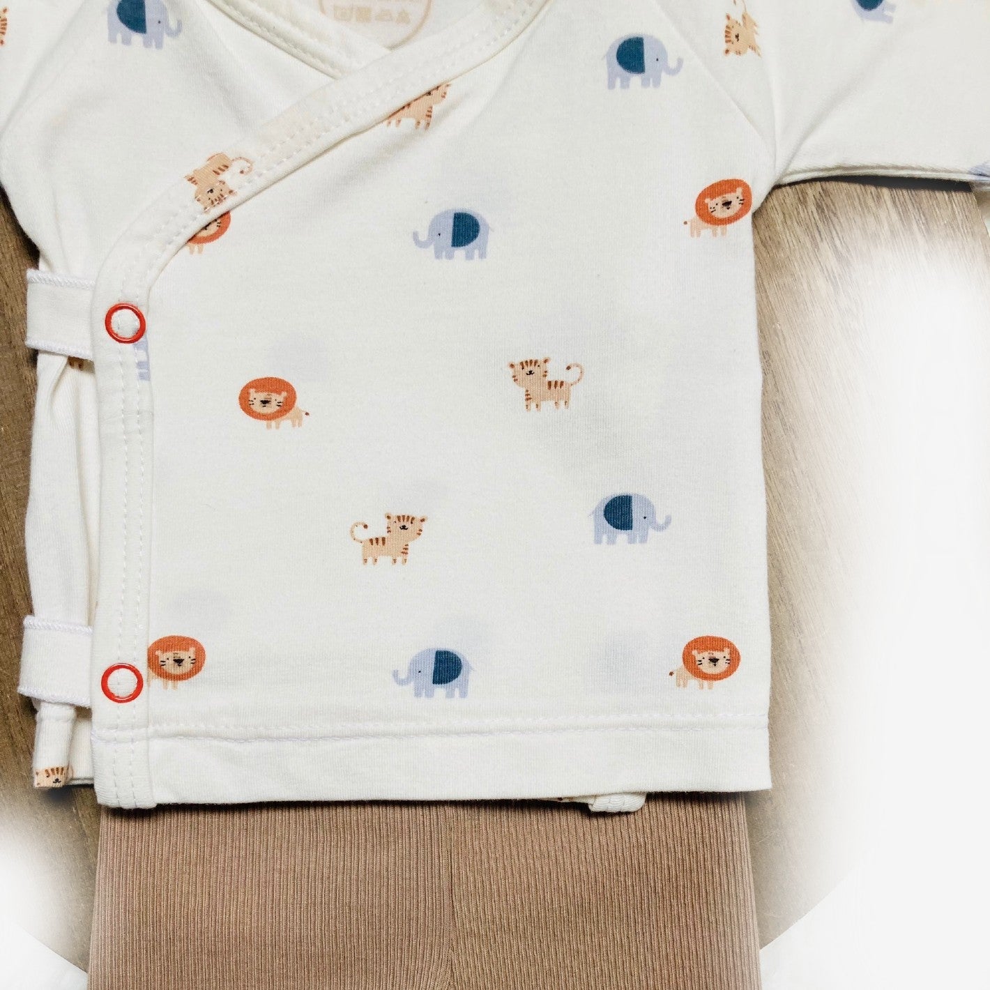 Wrap sweater & pants Animals. Also available separately. Size 44-74. Handmade baby clothes.