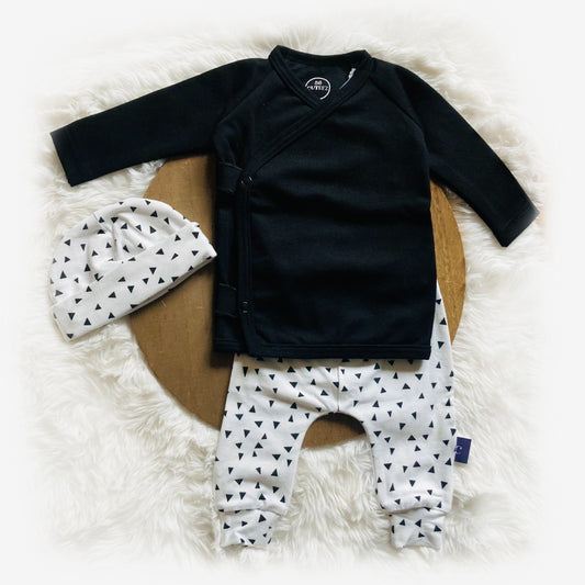 Driedelige babyset voor stoere jongens. Duurzame handgemaakte babykleding van webshop Cuteez