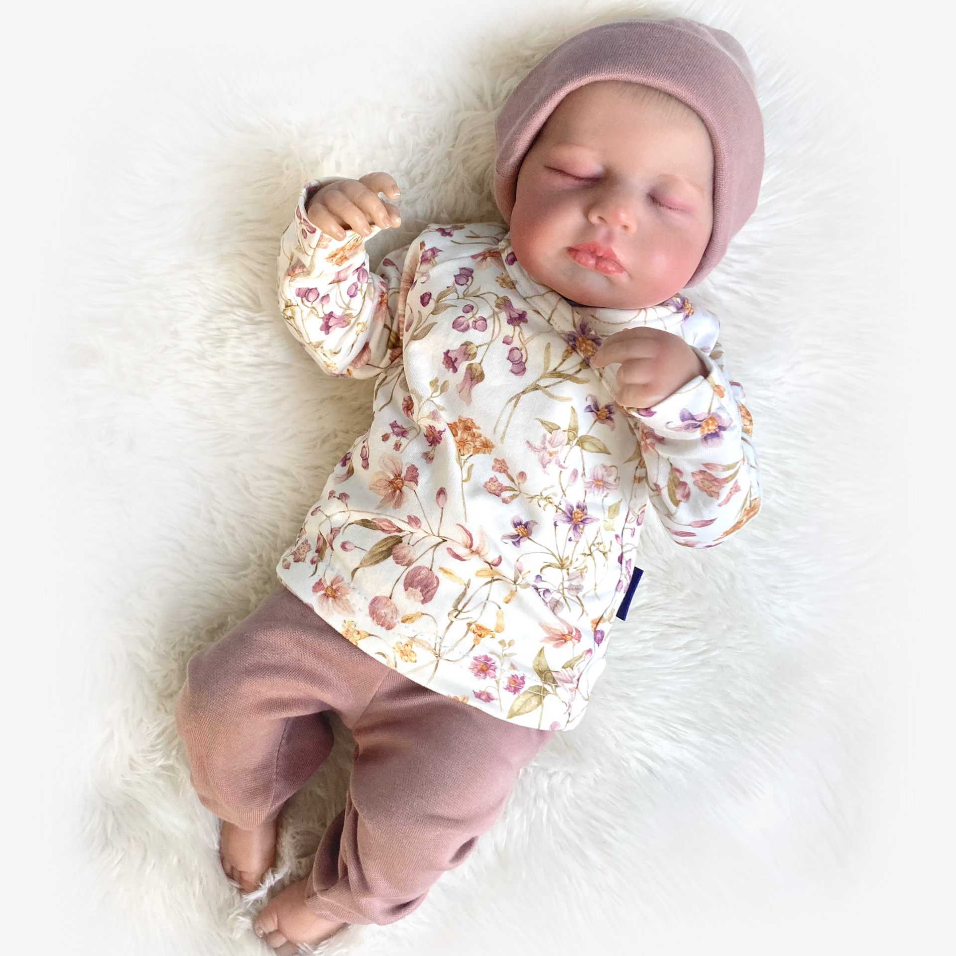 schattige babyset meisje gebloemd mauve prematuur newborn