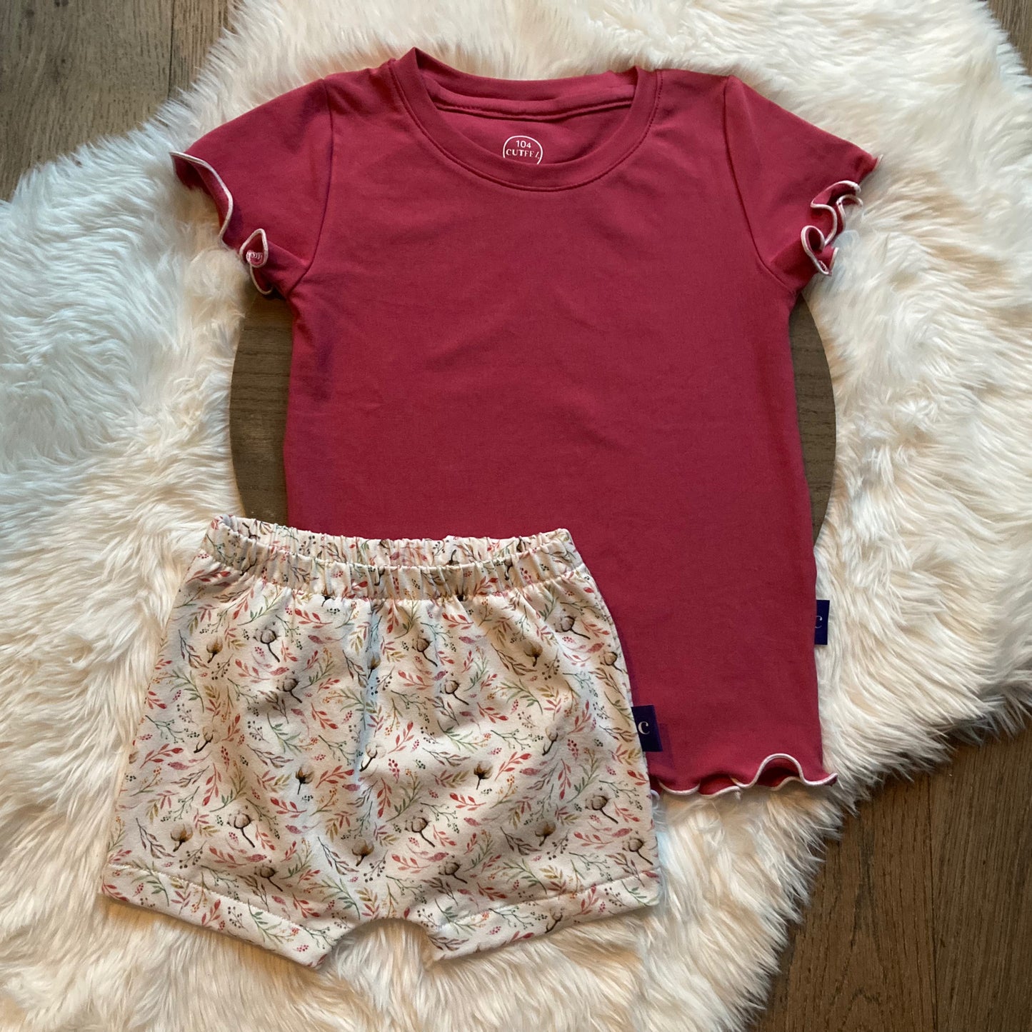 Tshirt Roos. Maat 50-140. Handgemaakte kinderkleding.