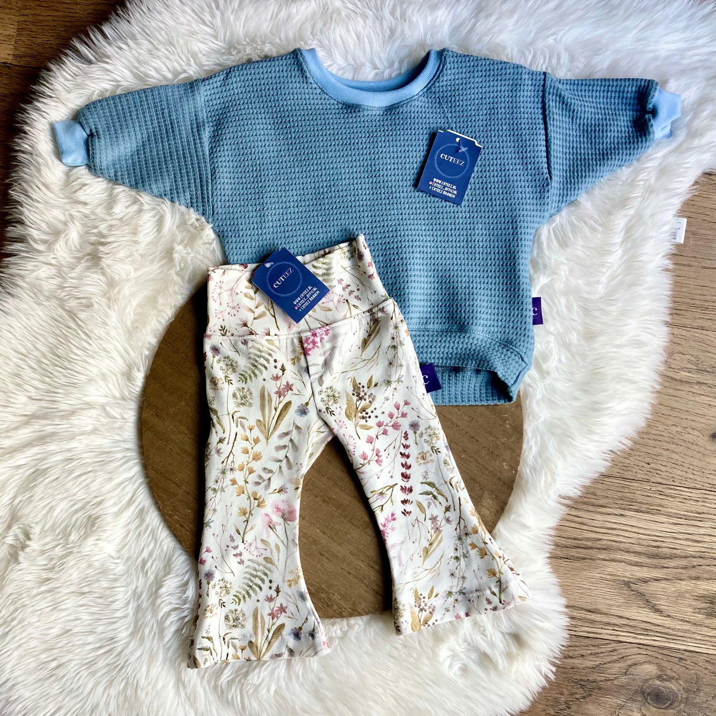 Baby en peuter trui Judy. Maat 50-92. Handgemaakte babykleding.