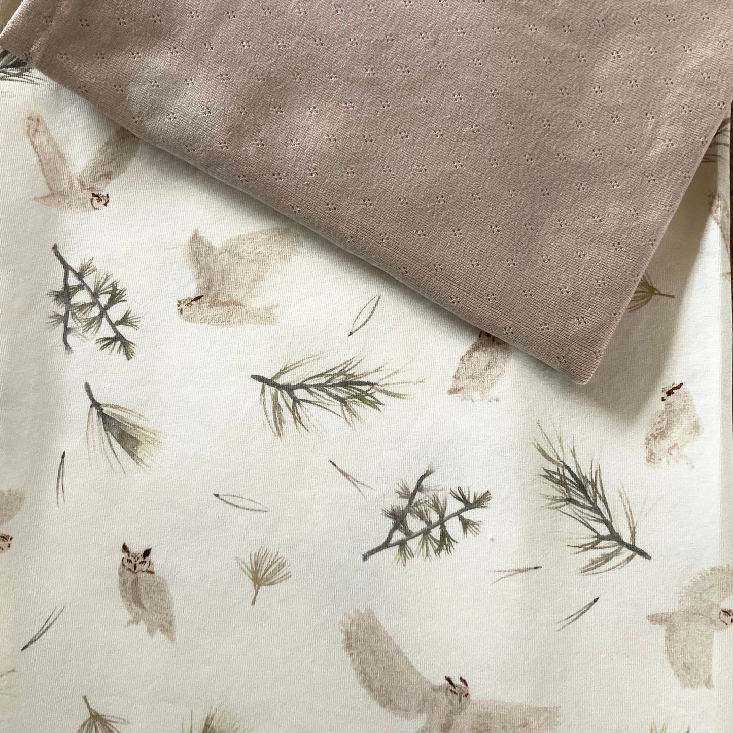 Tricot Birds & Owls. Tricot in natureltinten voor handgemaakte baby- en kinderkleding.