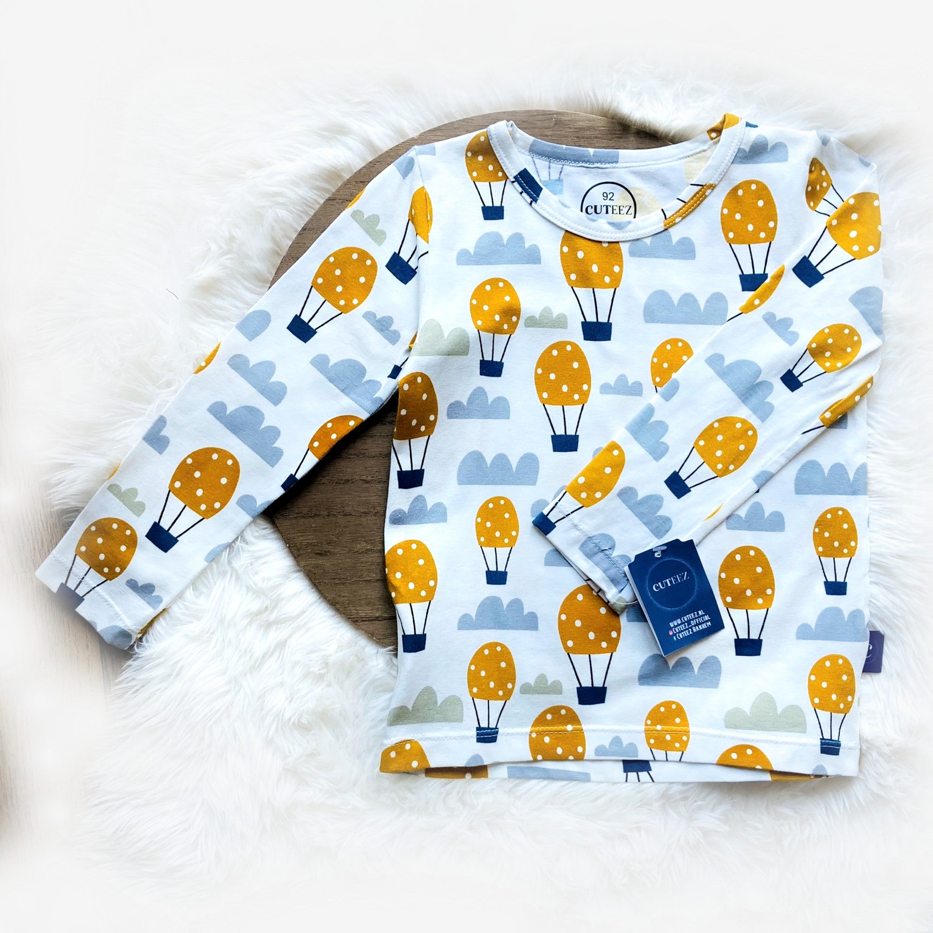 luchtballon longsleeve babymaten duurzame handgemaakte babykleding van webshop Cuteez