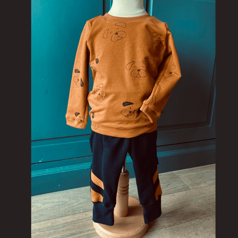 Kledingset trui Dog met joggingbroek Zwart camel, beschikbaar in maat 74-110. Onze kinderkleding is gemaakt van duurzame materialen - Ontdek Oekotex-gecertificeerde kinderkleding online bij Cuteez.